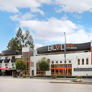 the-blvd-hotel-spa.topanaheimhotels.com/