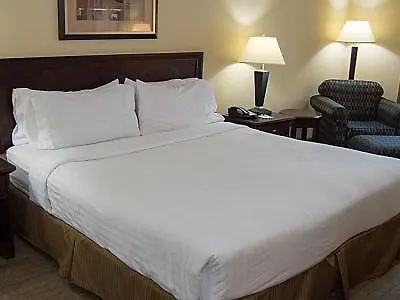 Holiday Inn Express Hotel & Suites Clearwater Us 19 North By Ihg 2*,