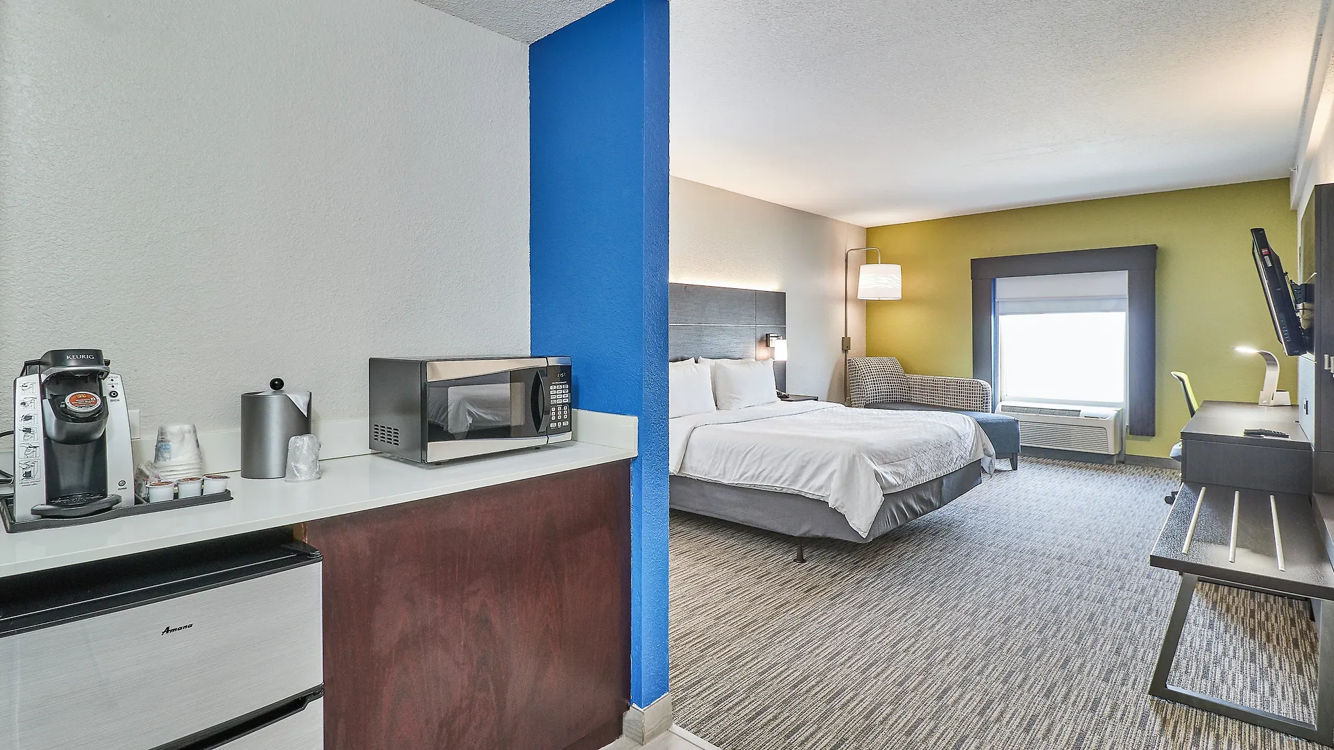 Holiday Inn Express Hotel & Suites Clearwater Us 19 North By Ihg