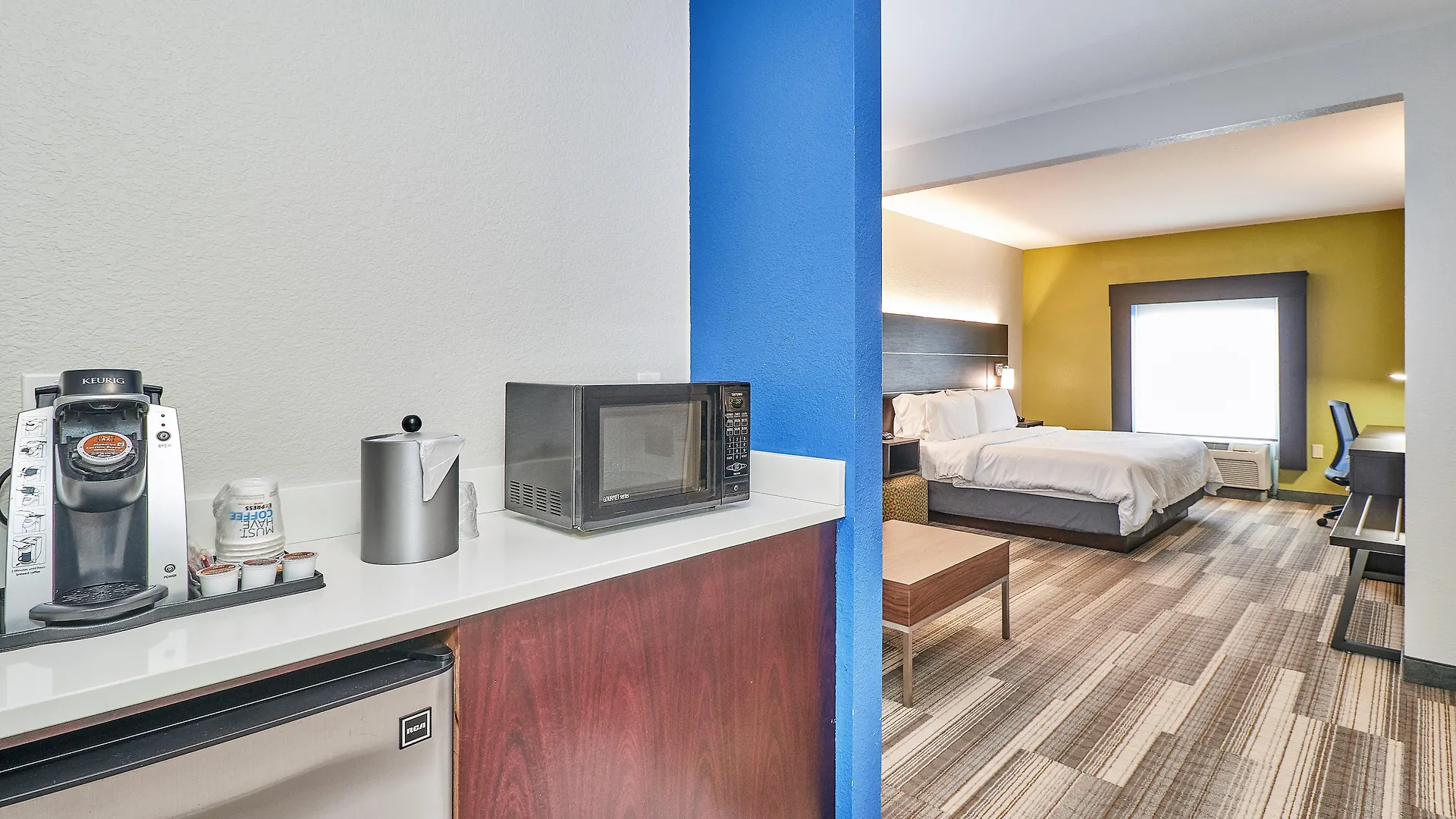 **  Holiday Inn Express Hotel & Suites Clearwater Us 19 North By Ihg United States