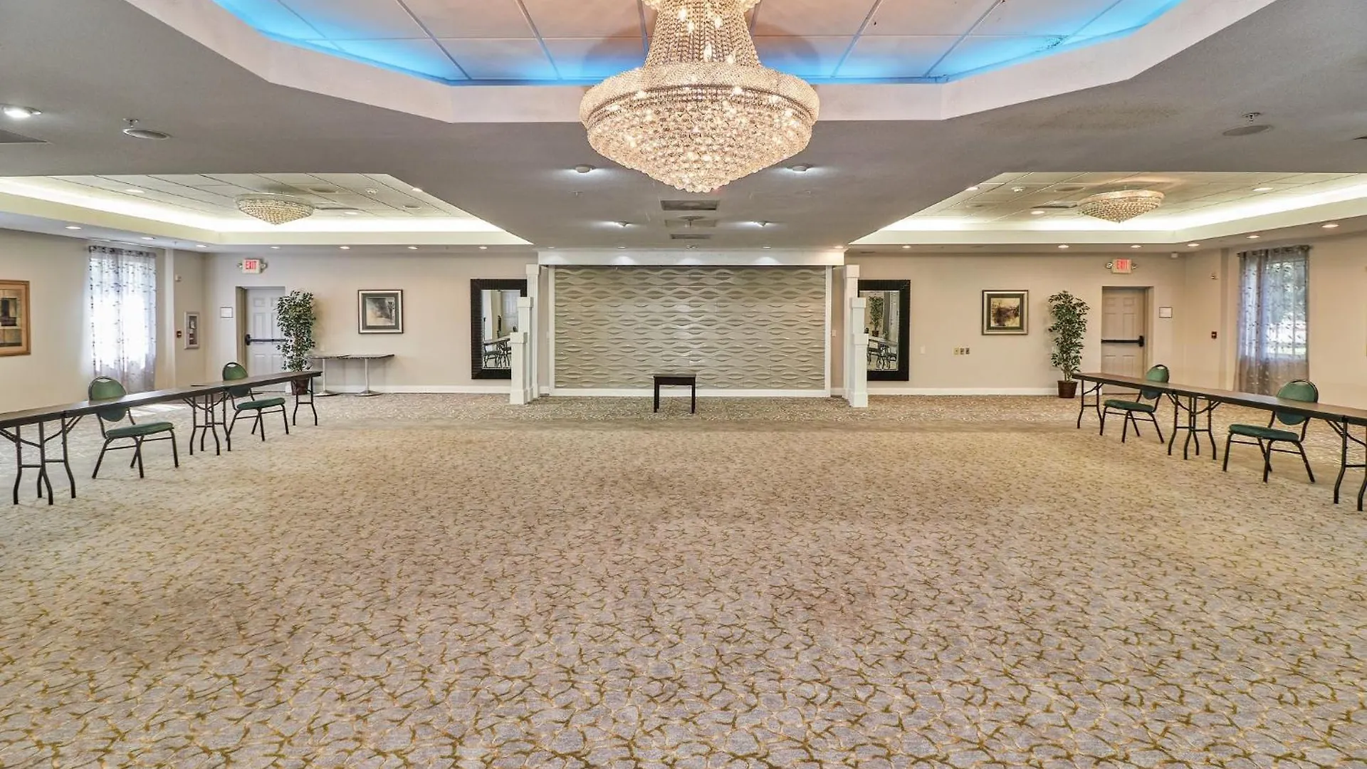 **  Holiday Inn Express Hotel & Suites Clearwater Us 19 North By Ihg United States